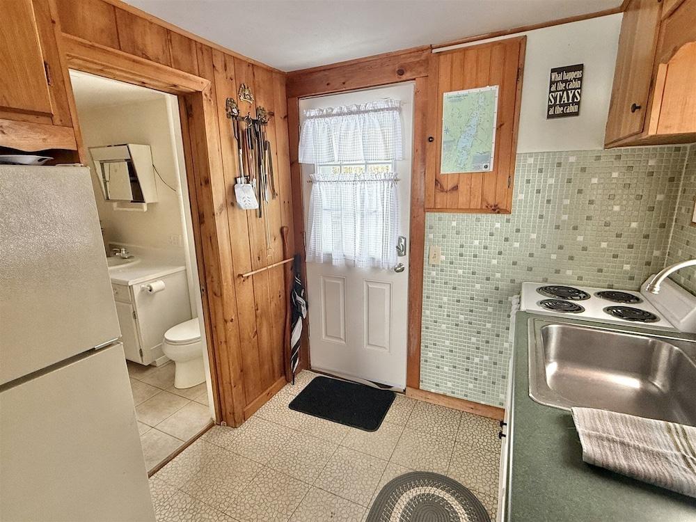 Sunset Shores Limit 4 2 Bedroom Cottage