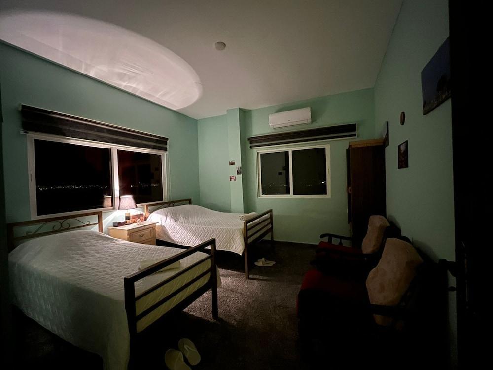 AL-Bustan House & Umm Qais