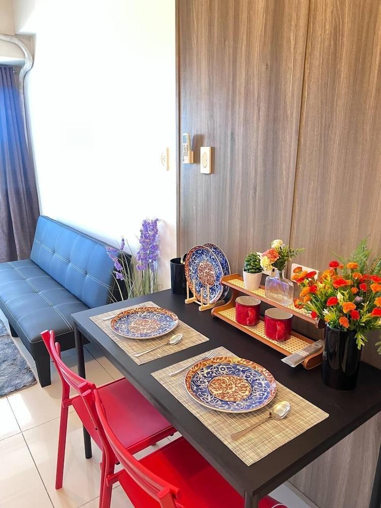 Unistay Coast Res R31 with Bal-Sunset Vw