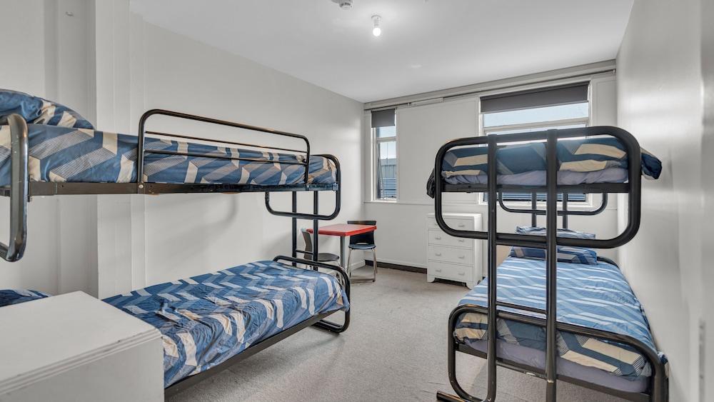 Christchurch Backpackers and Cafe