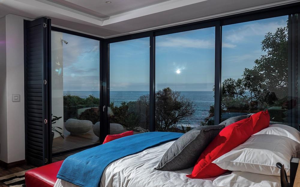 Boutique Ocean Views  incorporating Wend