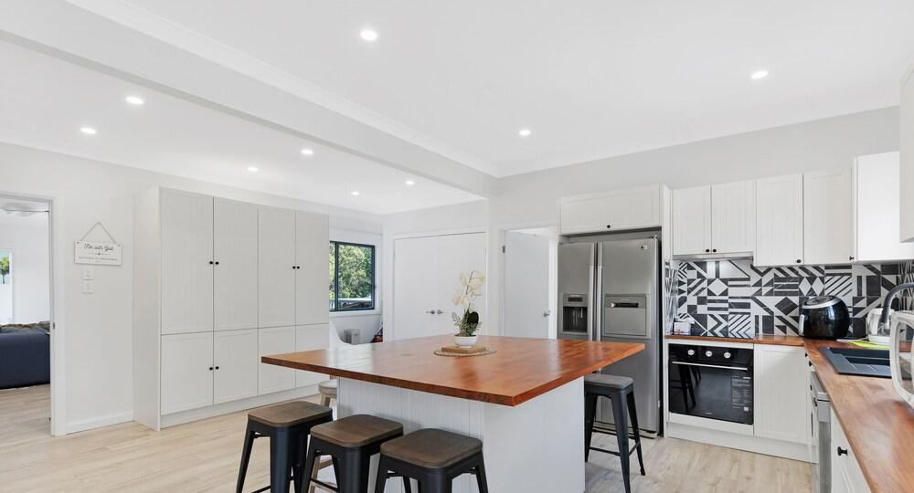 Kozyguru | Glenbrook | Renovated 5 Room House