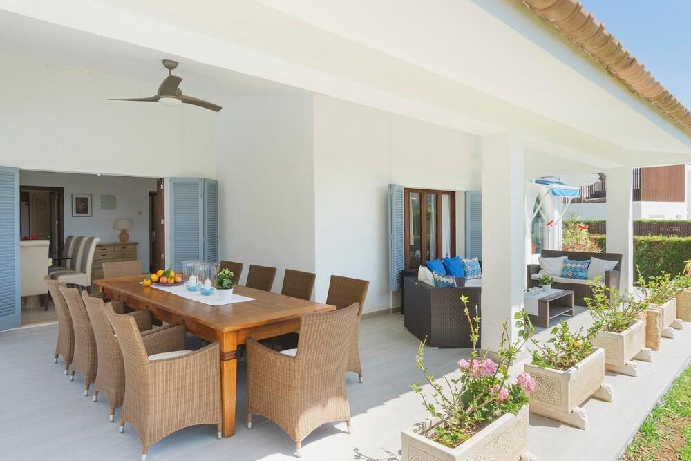 Villa Playa in Port de Pollen a