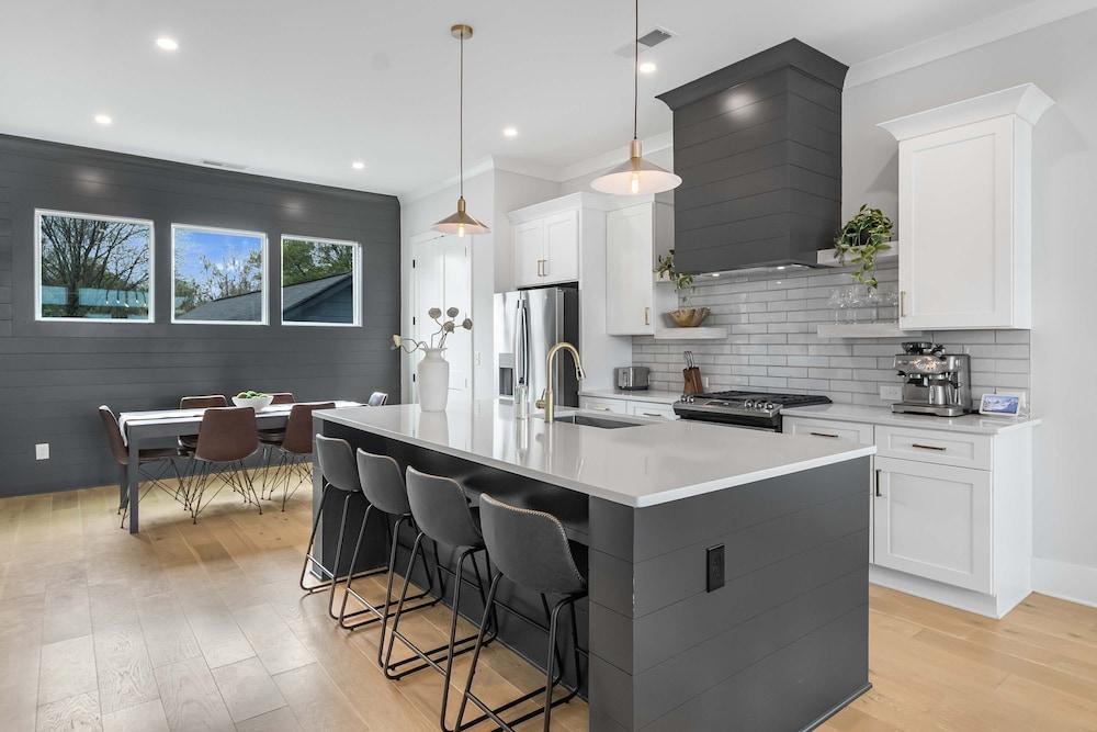 The Blackstone Manor