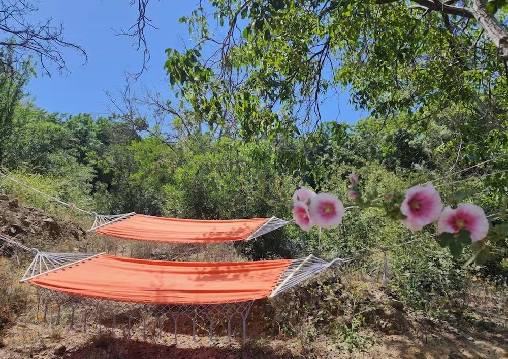 Cabaña con jacuzzi exterior