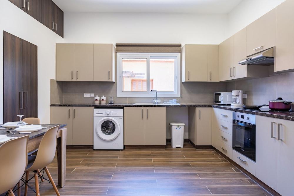 Aura 2-Bedroom Apartment in Larnaca