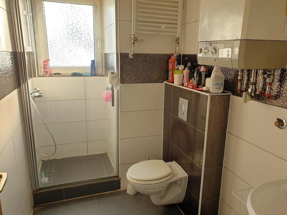 Charming Gelsenkirchen Apartment With Central Heating