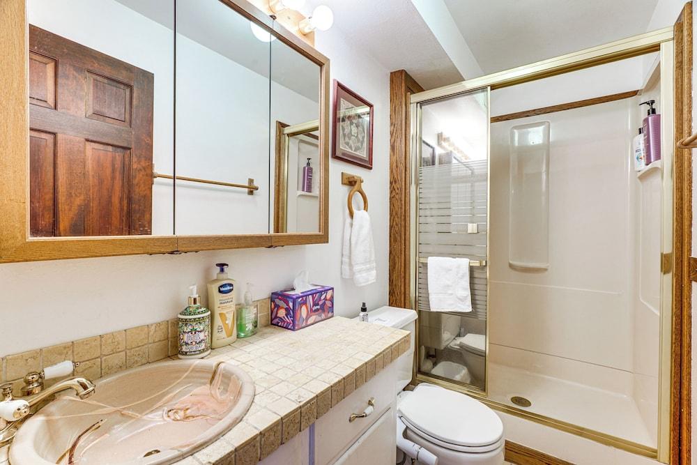 On-site Access to Spokane River: Home w/ Fire Pit!