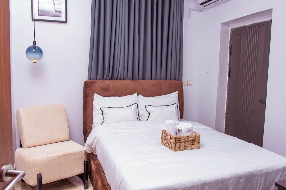 TM Luxe Stays Apartment