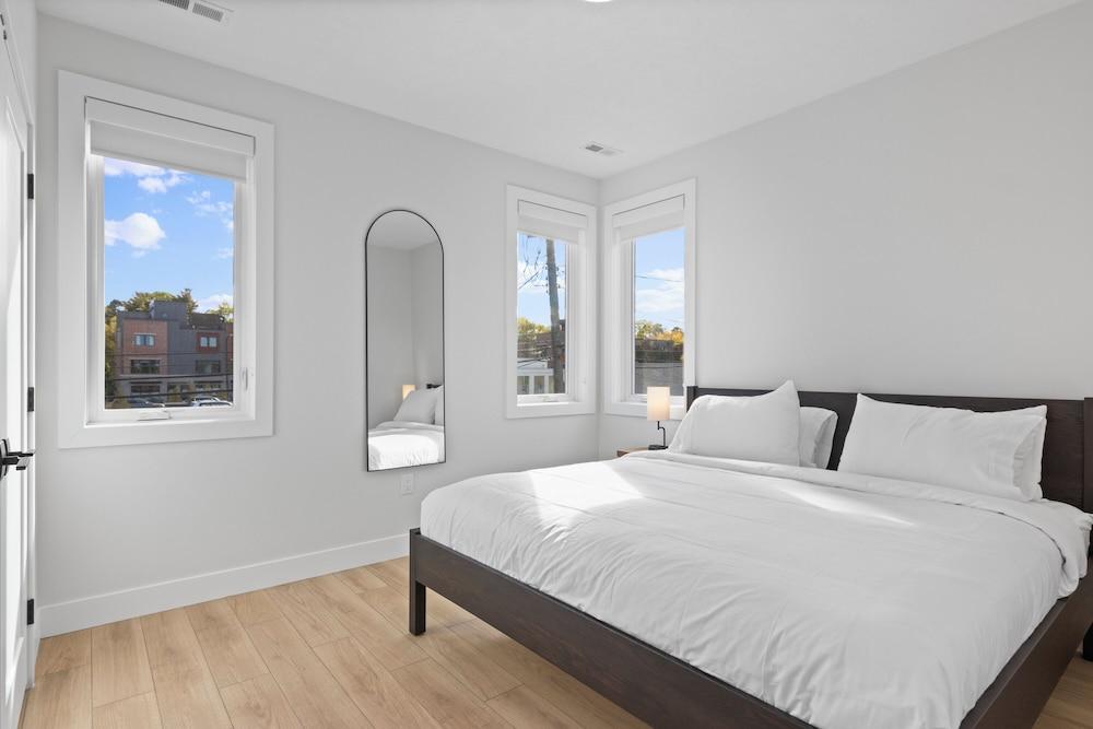 The Loop Downtown By Kasa