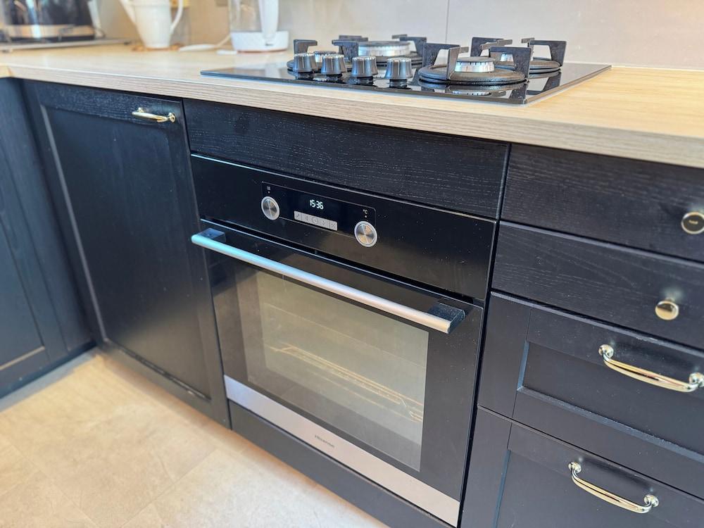 Charming Reading Garden House Pet Friendly