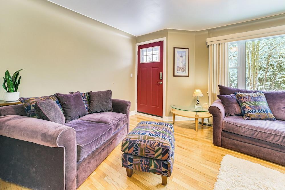 Walk to Lake Huron Beaches: Home w/ Fire Pit!