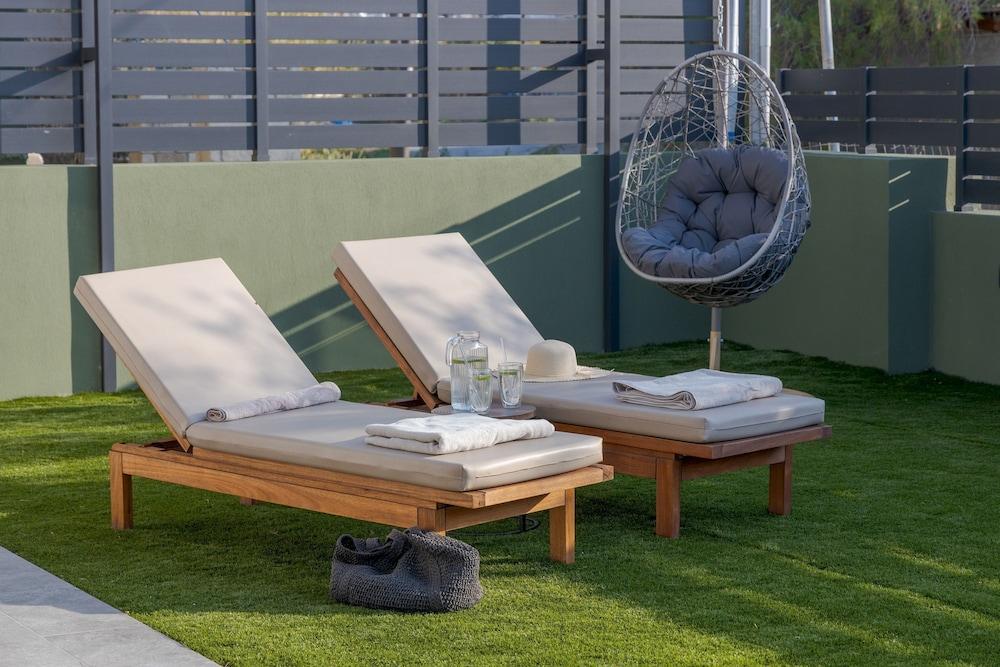 Potame Suite by Estia Garden View