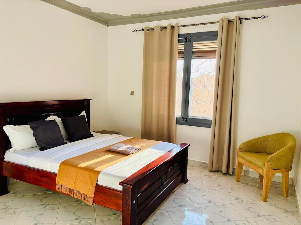 Dutus ApartHotel Entebbe