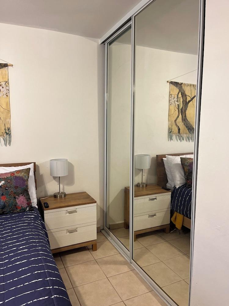 2 Bedroom Condo Pool and Beach Access