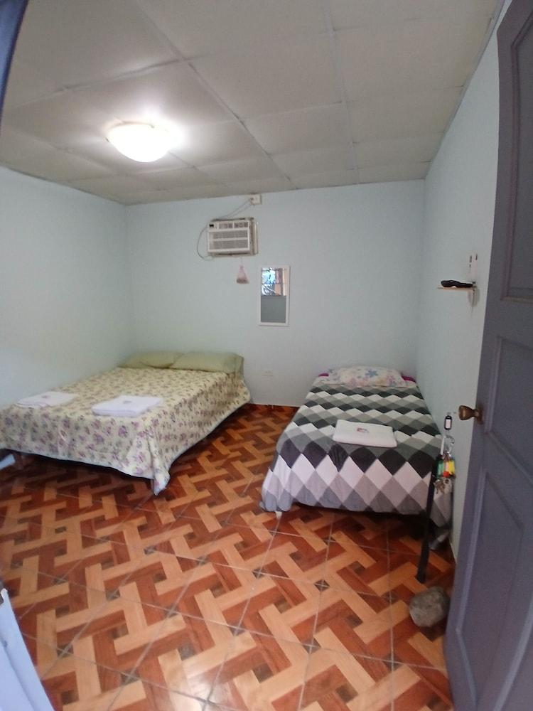 Hostel Villas De Zianit