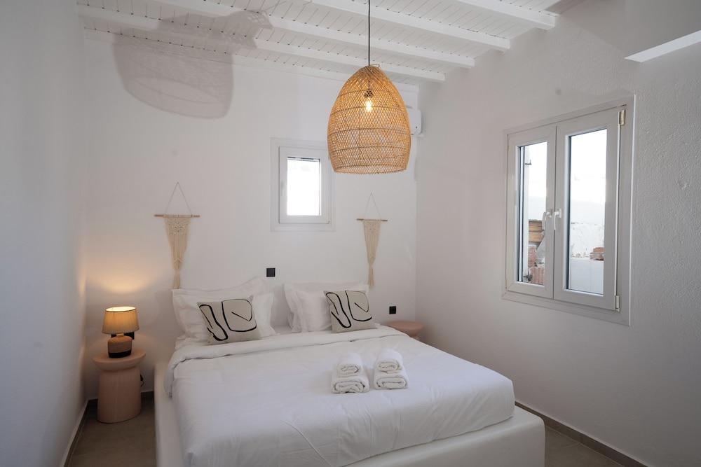 Loom Suite Ornos Mykonos