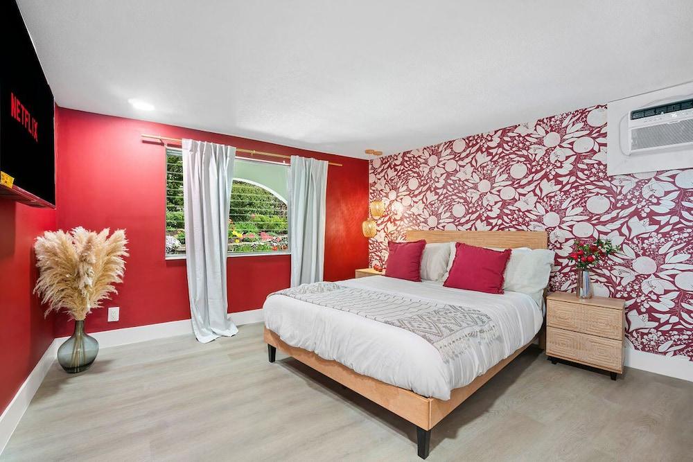 The Garden of Eden | Beautiful Villa w/ Pool & Game Room