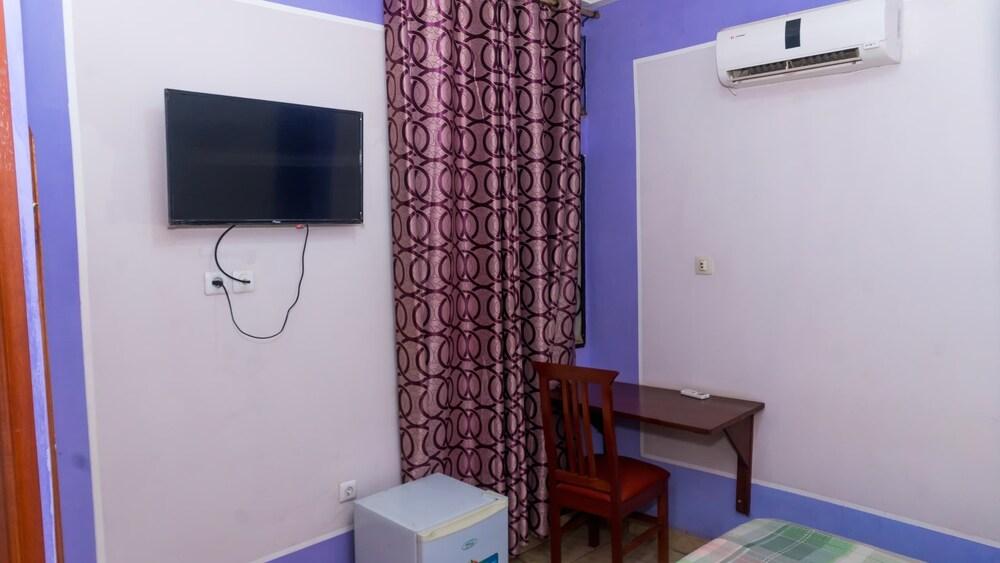 Hotel Residence Madadjeu