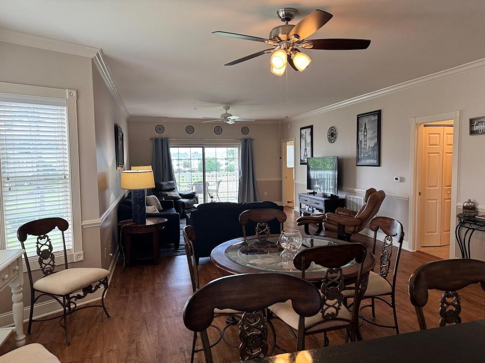 Magnolia Pointe Luster Leaf 4894-301 3 Bedroom Condo