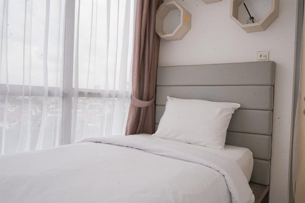 Well Designed and Comfy 2BR Apartment at M-Town Residence