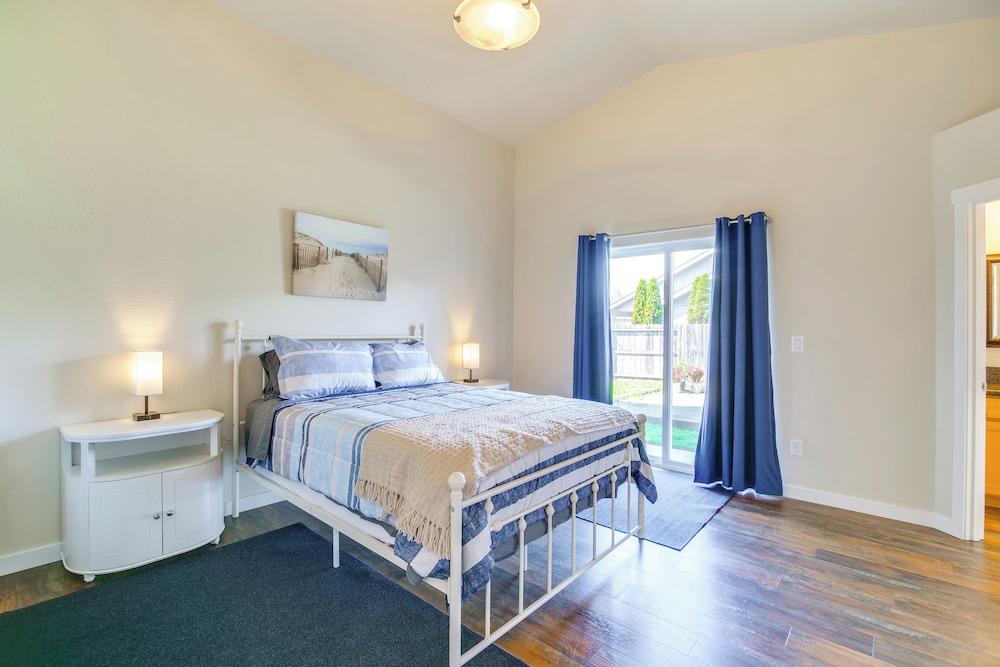 3 Mi to Riverside Park: Grants Pass Getaway!