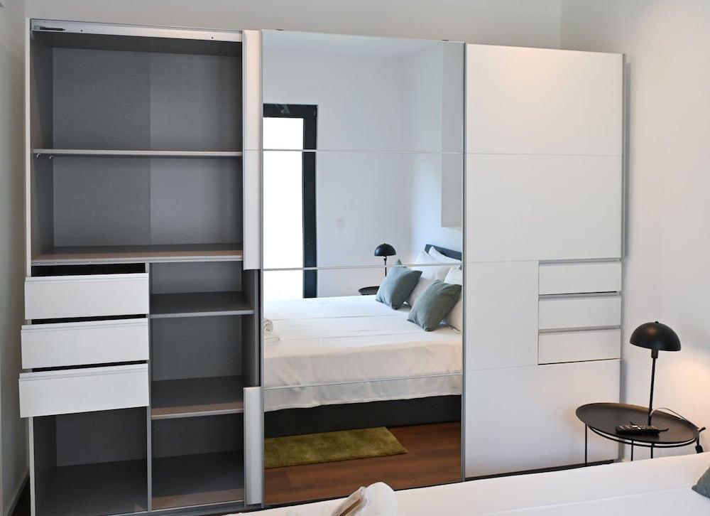 Lugano Suite Modern Concept 4