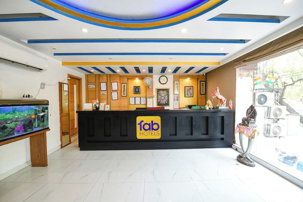 Fabhotel The Kings Plaza