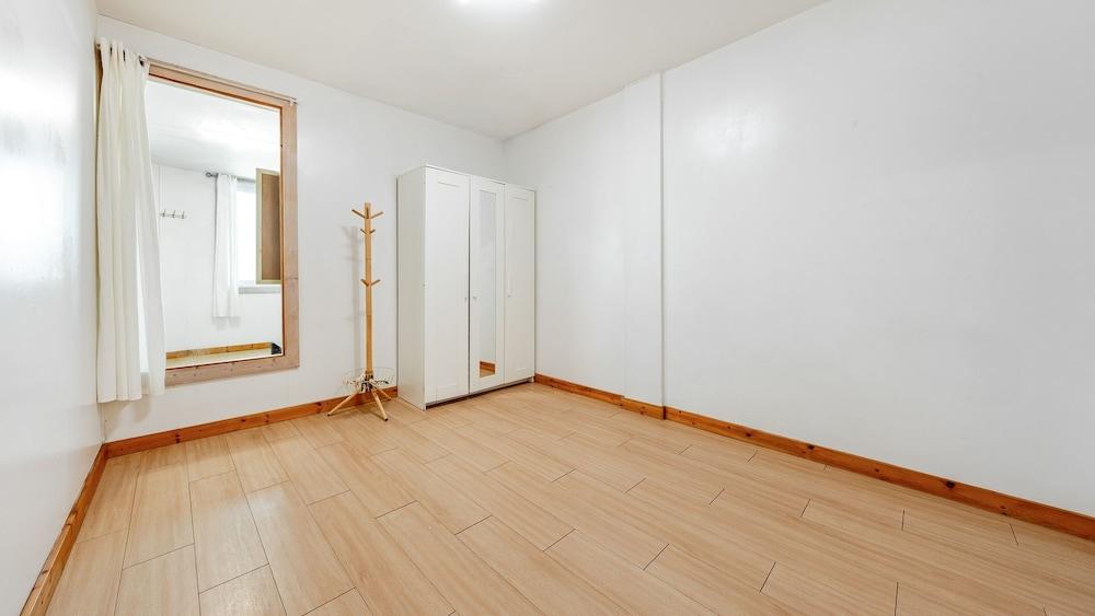 Pohang In The Blue Spa Pension