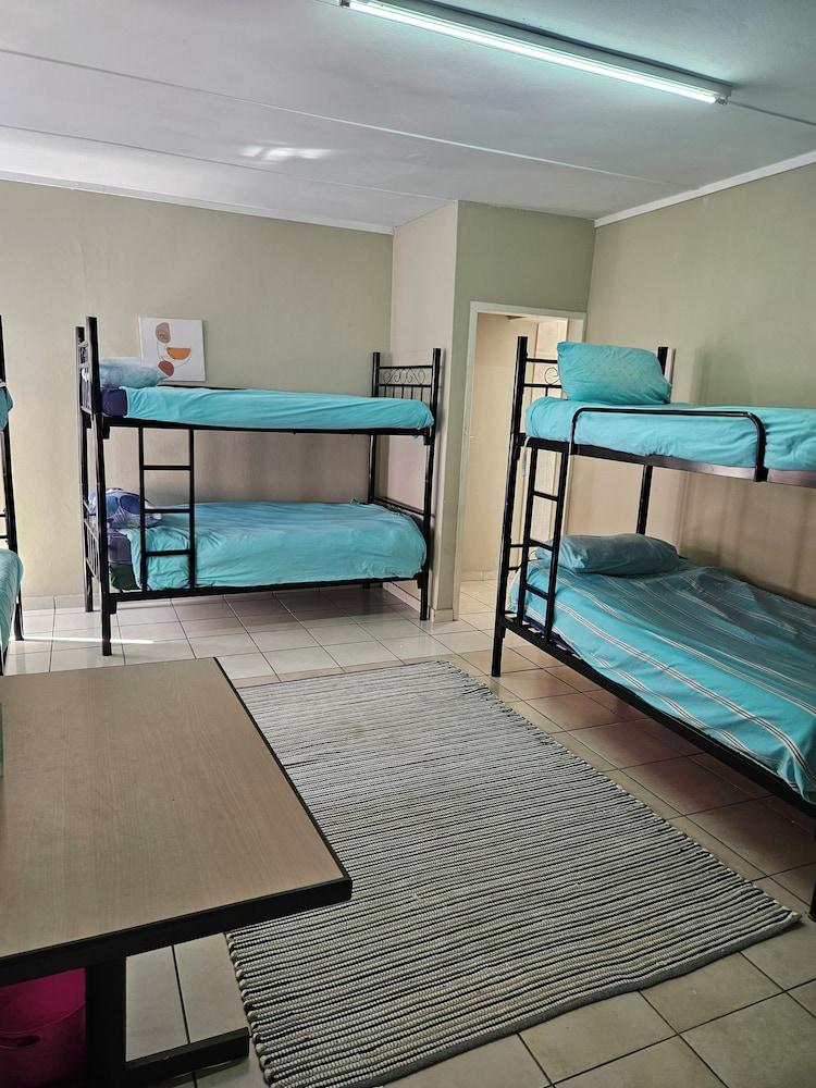 Birchway's Backpackers