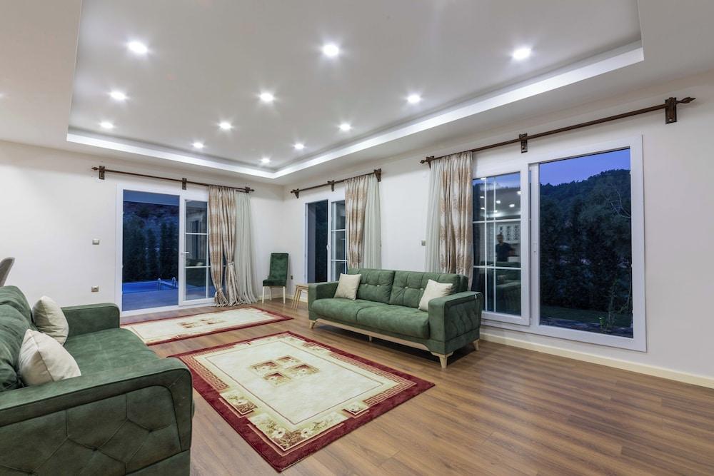 Roma Villa Asparan Marmaris