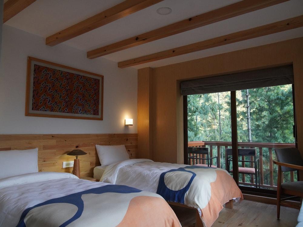 Mountain Lodges of Nepal Chame