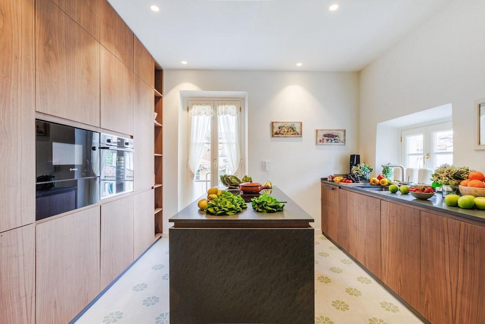 Lunav House in Lucca