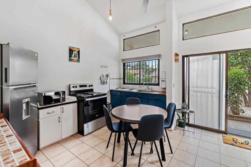 Bright and Spacious Loft-Style Apartment a Five-Minute Walk to the Beach