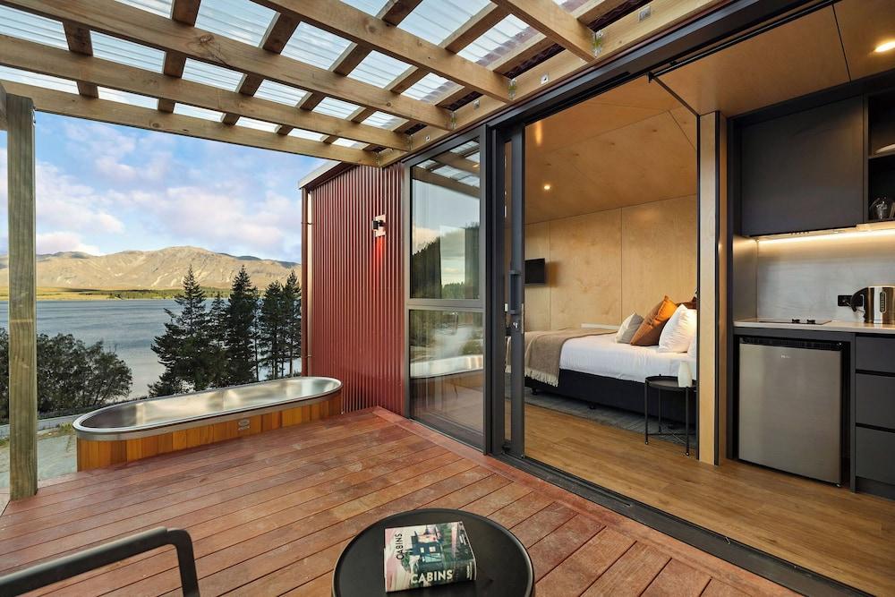 The Huts at Lakes Edge