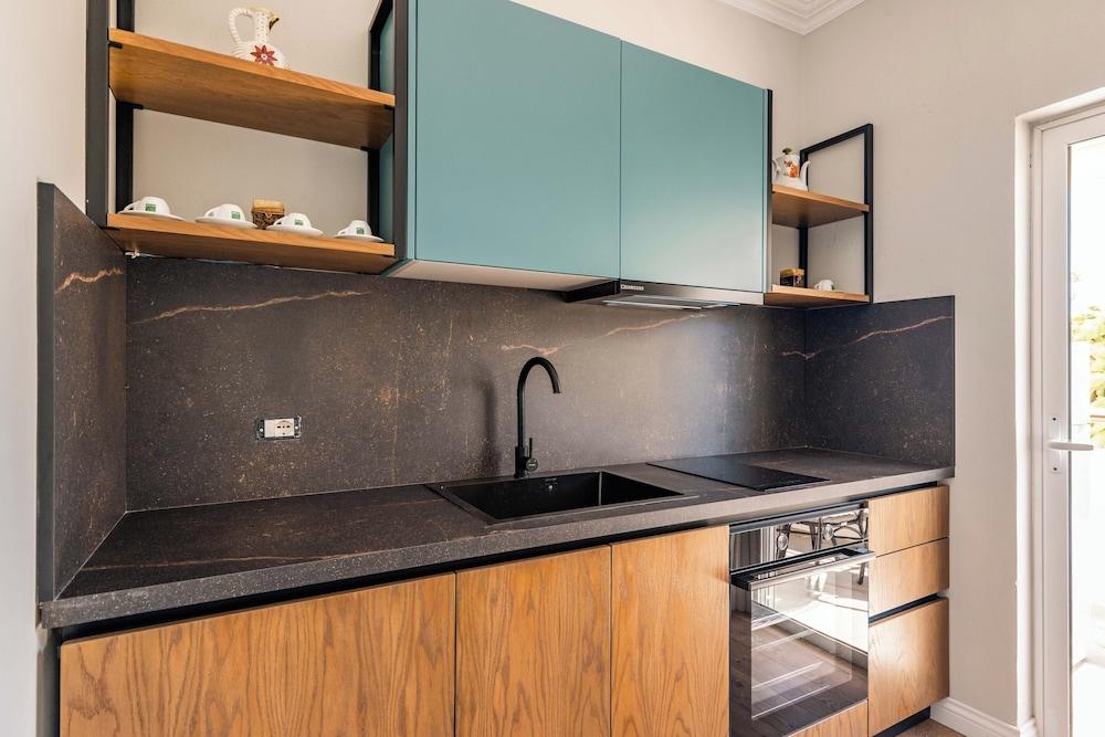 Kristianna Apartments