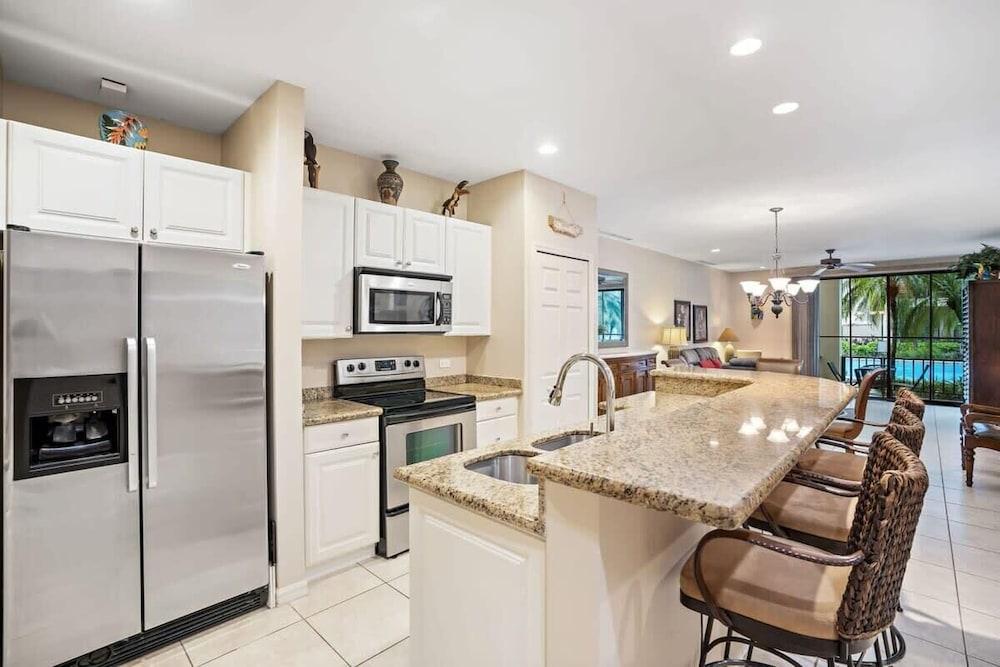 Ground-floor unit in front of lazy river pool at Pacifico in Coco