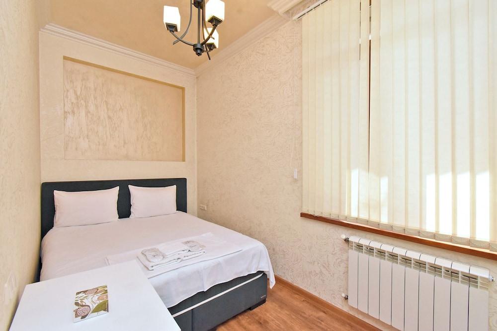 Apartment on Teryan 19