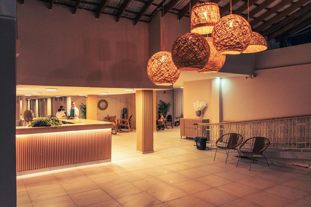 Hotel Rodadero Beach Blue