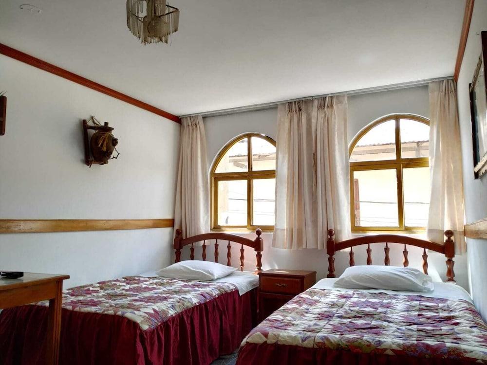 Hostal Turístico Alborada