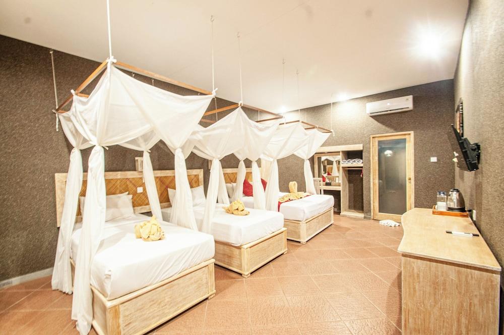 Rumah Gajah by Kubukubali