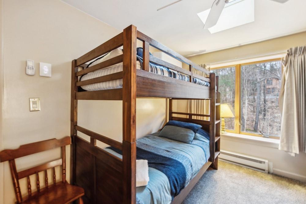 Twister 68i - Mountain Retreat With Stunning Views 3 Bedroom Townhouse by The Summit at Gore Mountain