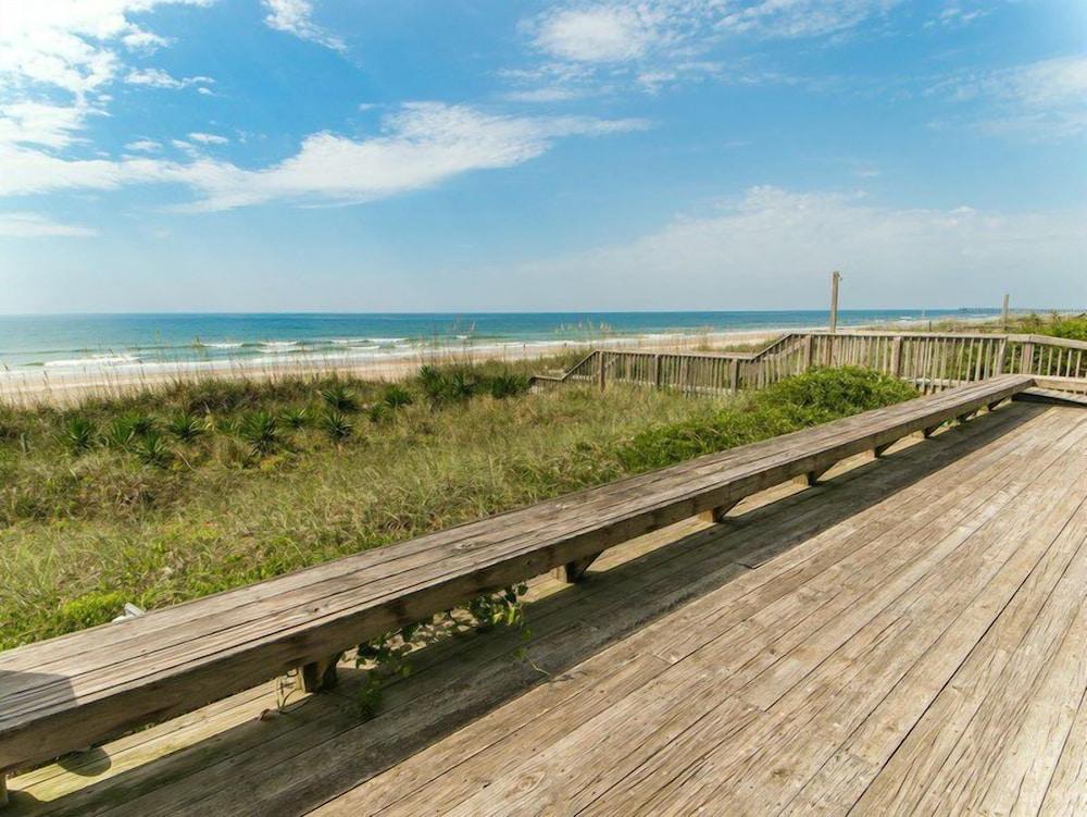 Polly's Place by Topsail Realty