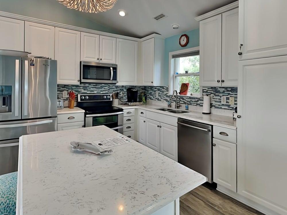 Bluebird by Topsail Realty