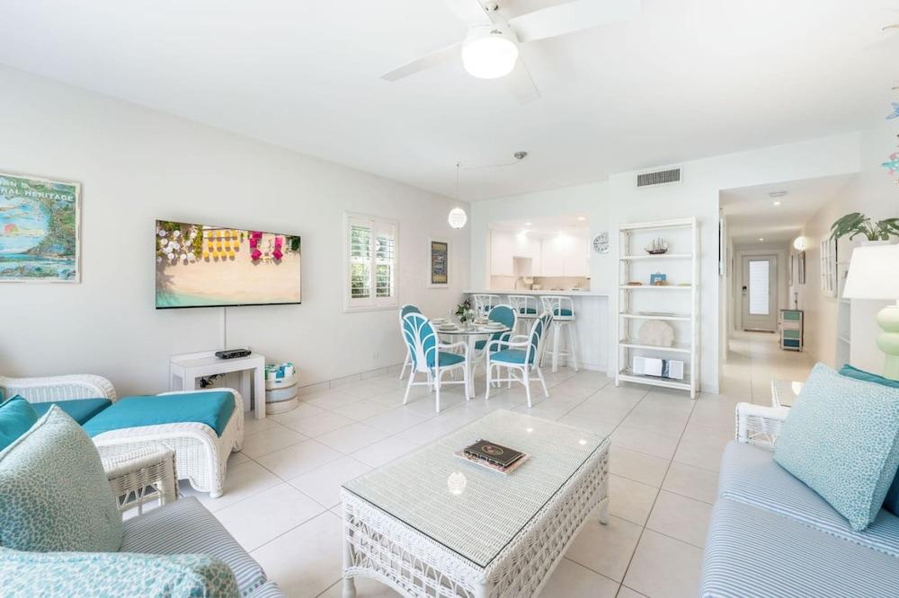 Villas of the Galleon 4