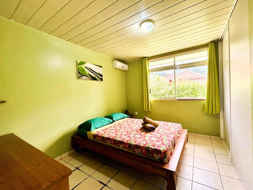 Moorea - Fare Taina Nui