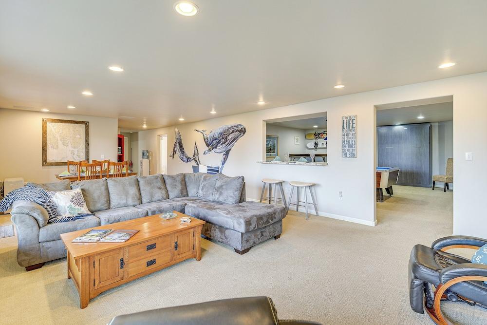 Fish & Hike: Apartment w/ Pool Table in Ketchikan!