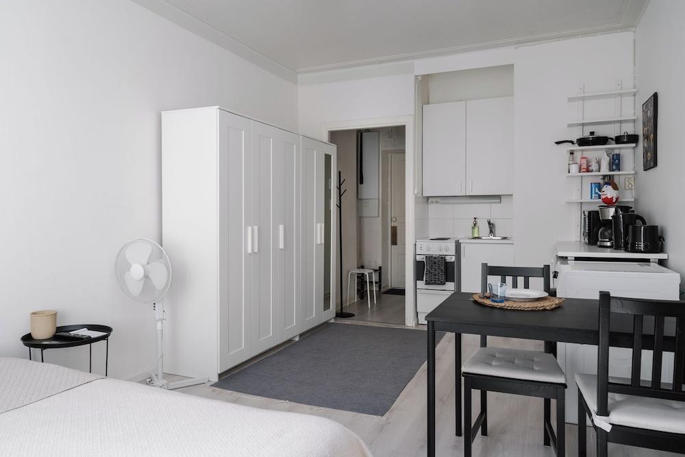 Cozy Studio Apt with Perfect Location