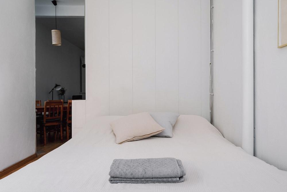 Vintage 1BR Apt in Kamppi