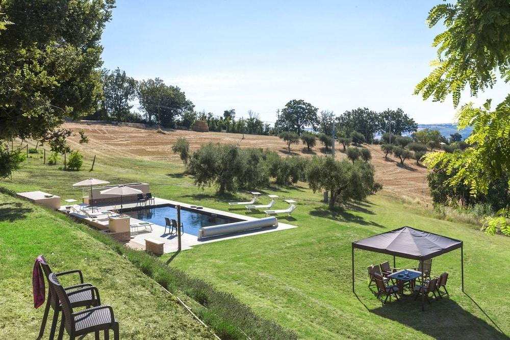 Casale Astralis 13 by Marche Holiday Villas